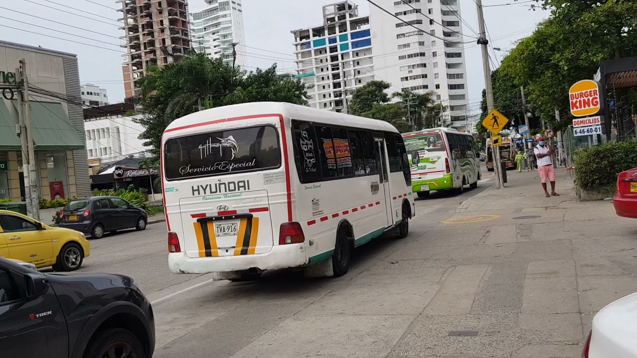 Caminando por Bocagrande Centro . Cartagena de Indias Colombia