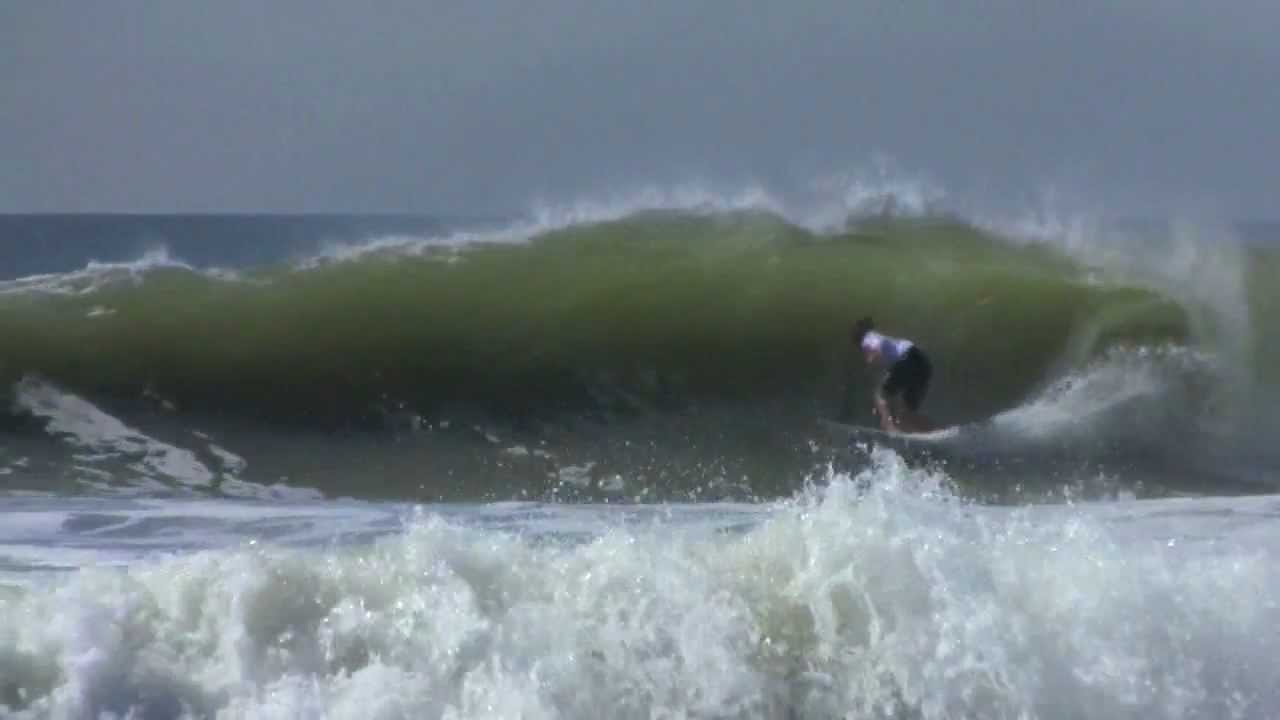Kelly Slater Surfs New York