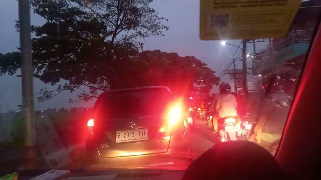 Pagi yg cerah matahari bersinar terang 