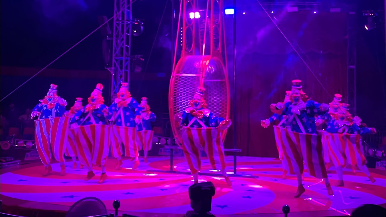 Circo americano 🎪🤹🏻‍♀️🤡
