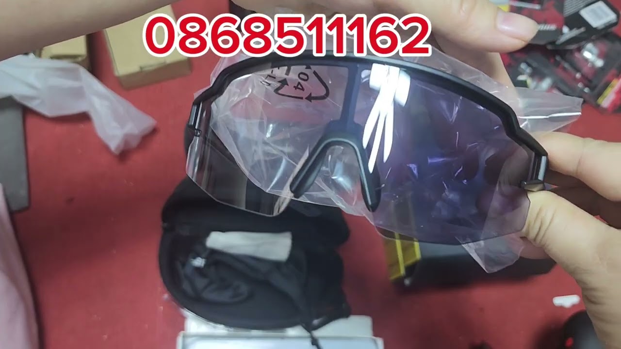 Phụ kiện xe đạp Nhật về lô mới cuối năm- đèn si nhan năng lượng mặt trời- kính đạp xe đổi màu Mỹ