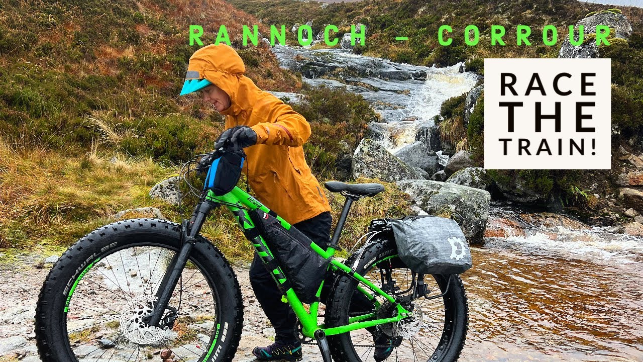 🏴󠁧󠁢󠁳󠁣󠁴󠁿 Cycling Rannoch Corrour Station | Night in the Signal Box | Bikepacking | Scottish Highlands