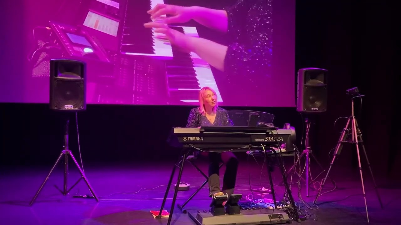 You make me feel so young, Elizabeth Harrison, Nottingham Organ Society Bonington Theatre 2 Feb 26