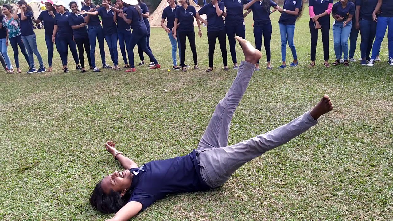 Pani bambare new  පැණි බඹරේ / වෙරි අඩි අලුත් එක..