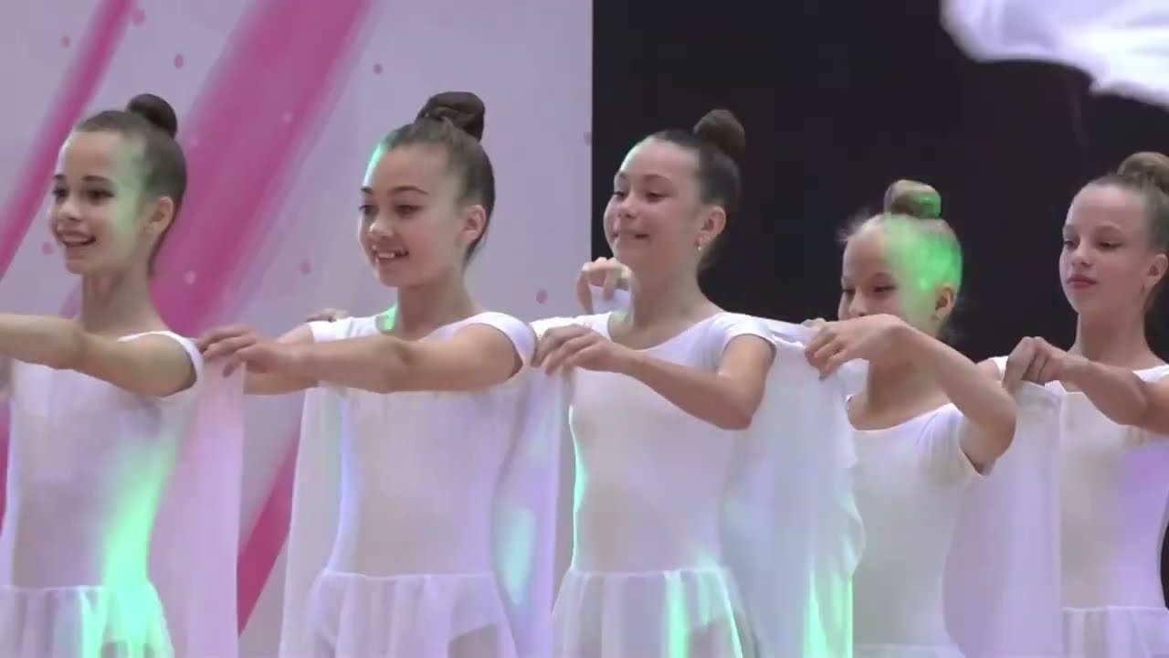 Crystal Rose Opening Ceremony !