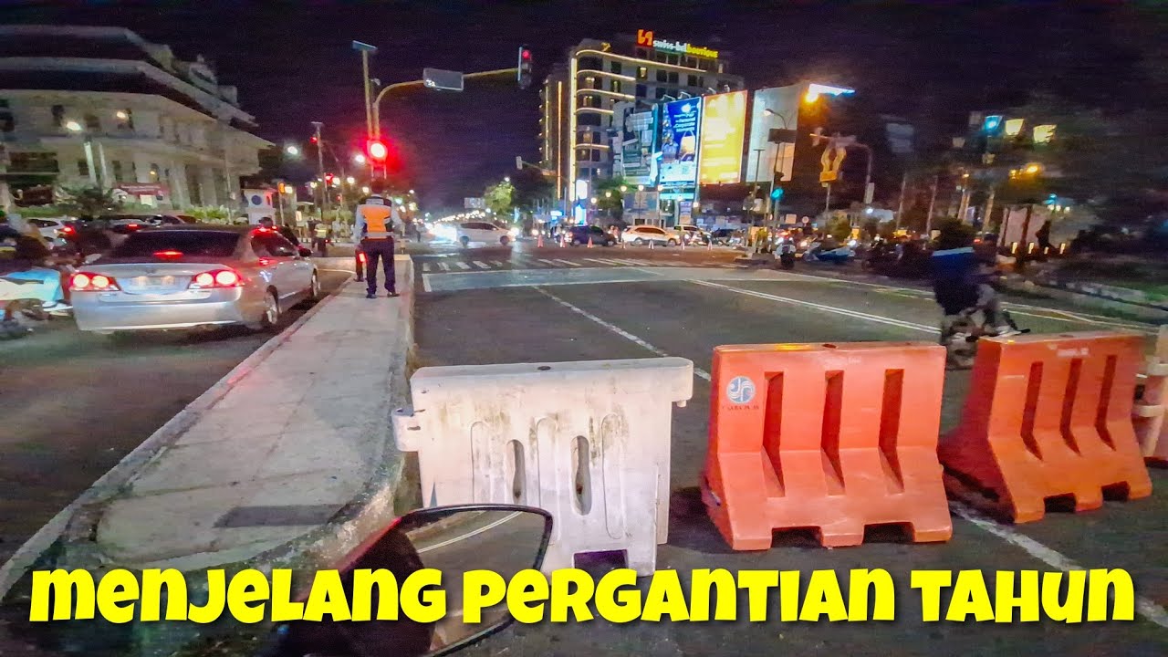 Jalanan Kota Yogyakarta Menjelang Malam Tahun Baru 2026