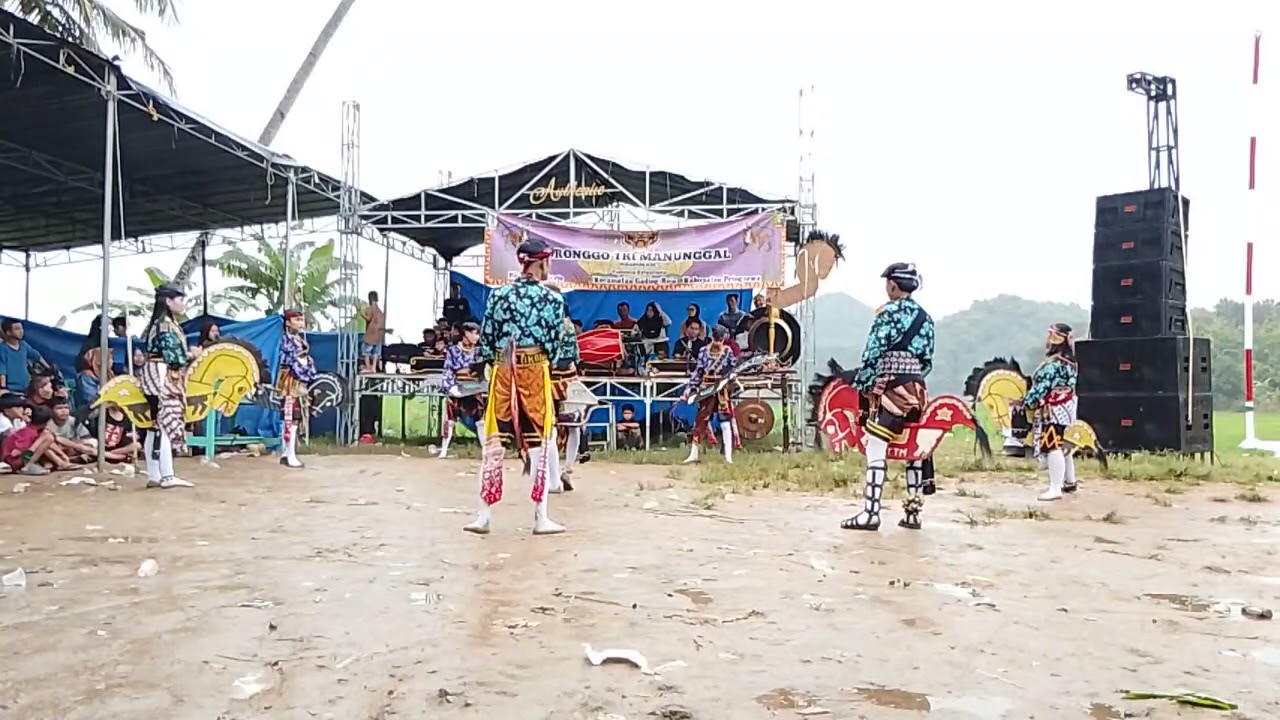 Jaranan turonggo Tri manungal terbaru sinden cantik bersuara merdu Gending tayub banyumasan gler