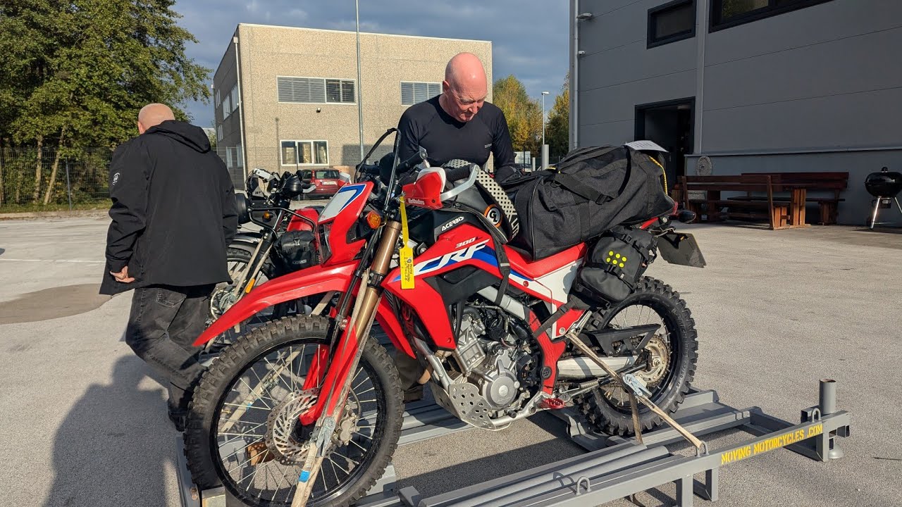 Велосипеды прибыли в Словению - направляются в Черногорию...