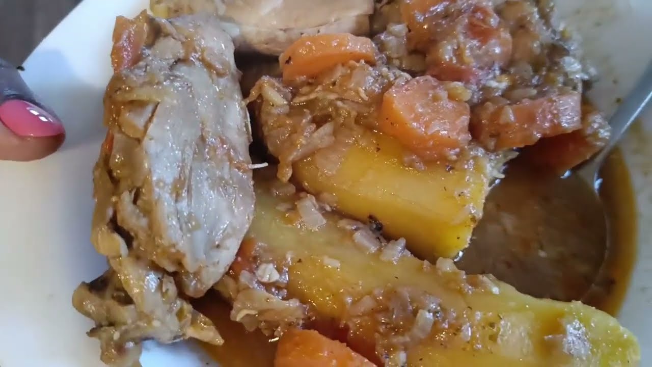 Rating 10/10✅(How to cook  MATOKE with chicken||Delicious||Easy way!!!🤩🤩🤩🤩🤩