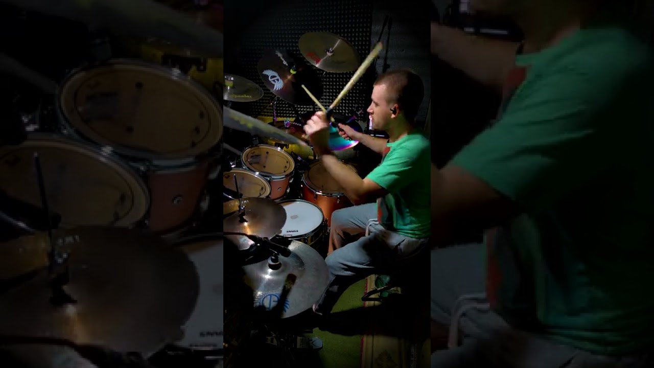 280bpm blast beat performance