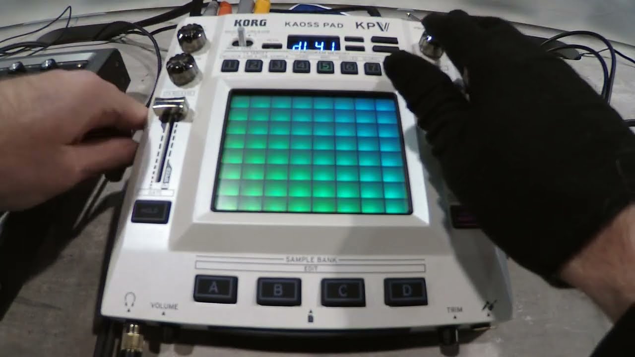 NAMM 2026 - 17 : New KAOSS PAD V! [ Testing Vocal FX, and Looping an Ambient Song ]