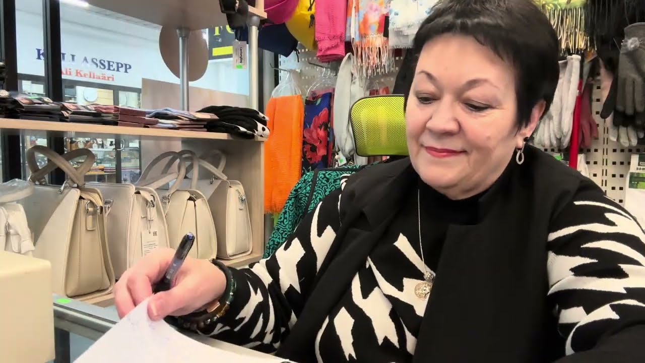 Работа на себя или Один день из жизни. Продавец, уборщица,охранник и психолог. Таллинн.