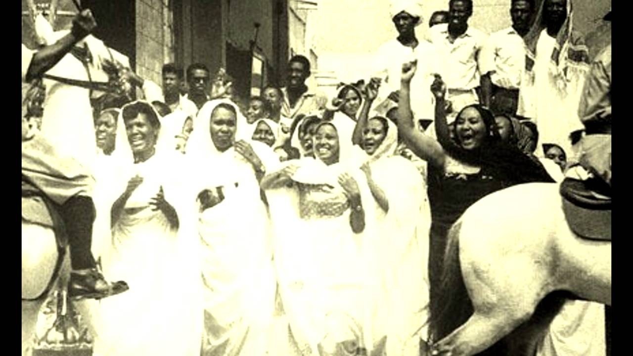 عبد العزيز محمد داؤود - امتى ارجع لأم ادر واعودا - امدرمان زمان 1948 / 1950