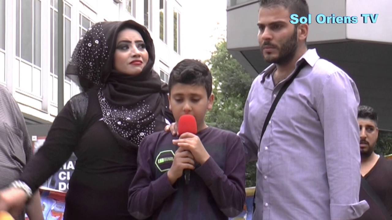 Gelsenkirchen: Fl&uuml;chtlingsjunge singt ein bewegendes Lied &uuml;ber seine syrische Heimat