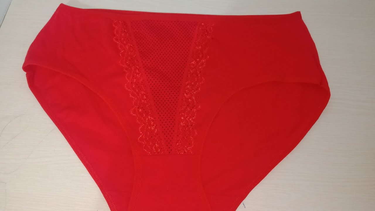 بڕین و دورینی جلی ژێرەوەی ئافرەتان