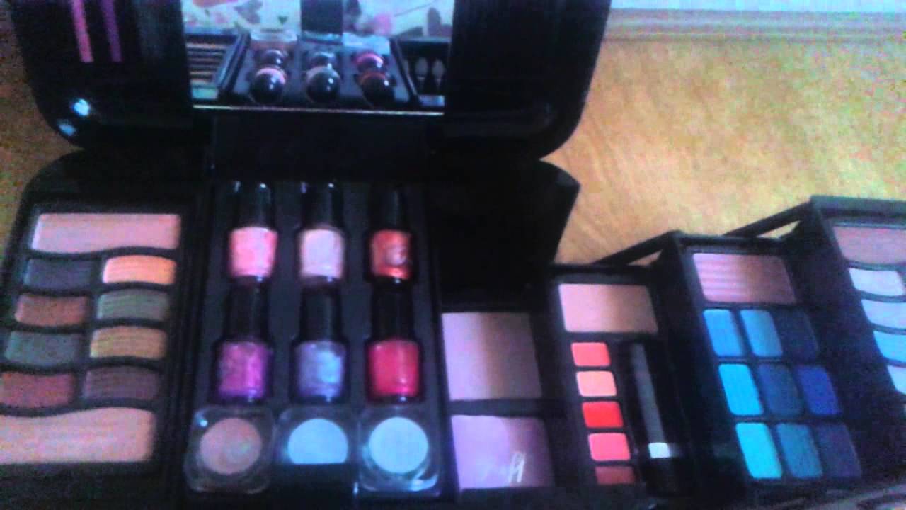 Pretty Pink deluxe Make up set Review