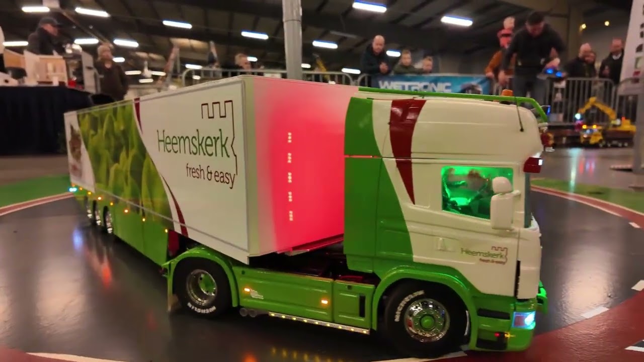 Modelbouwshow Zeelandhallen Goes 2026 @ RC MVW Asfalt Rockers/ St MBG Devel Amazing RC Trucks 3