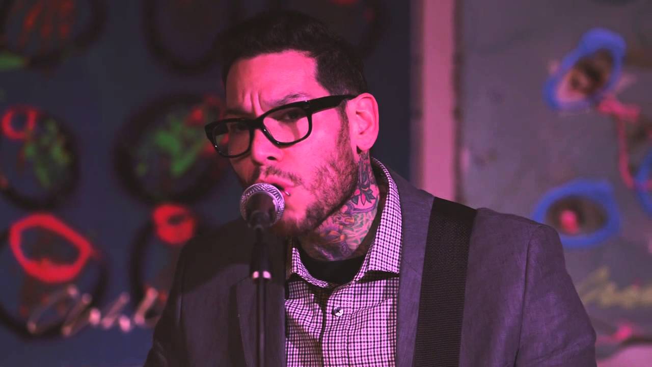 Mike Herrera 
