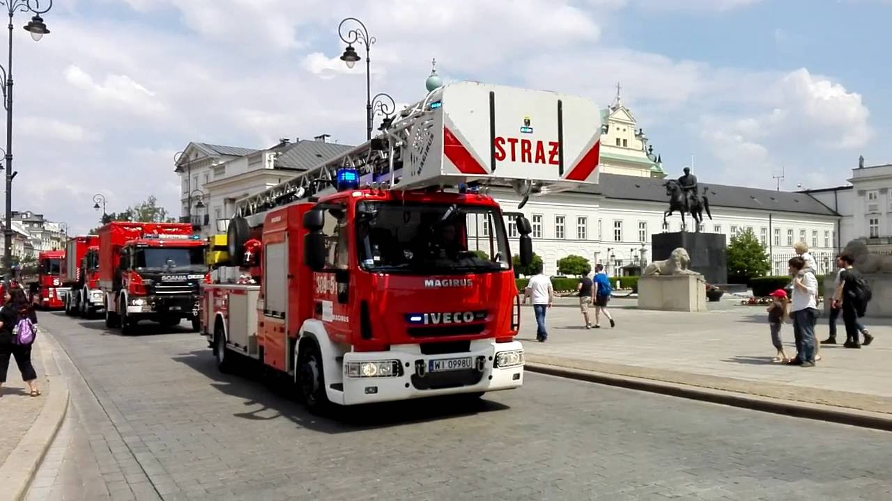 Straż Pożarna Warszawa - Parada wozów strażackich - 04 czerwca 2016 - ul. Krakowskie Przedmieście