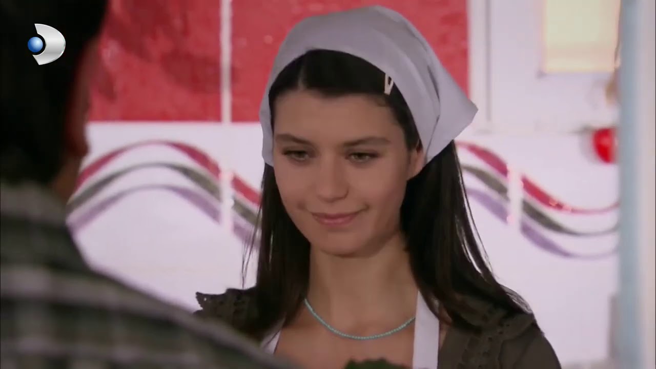Fatmagul - Mustafa is sending flowers to Fatmagül! - Section 34