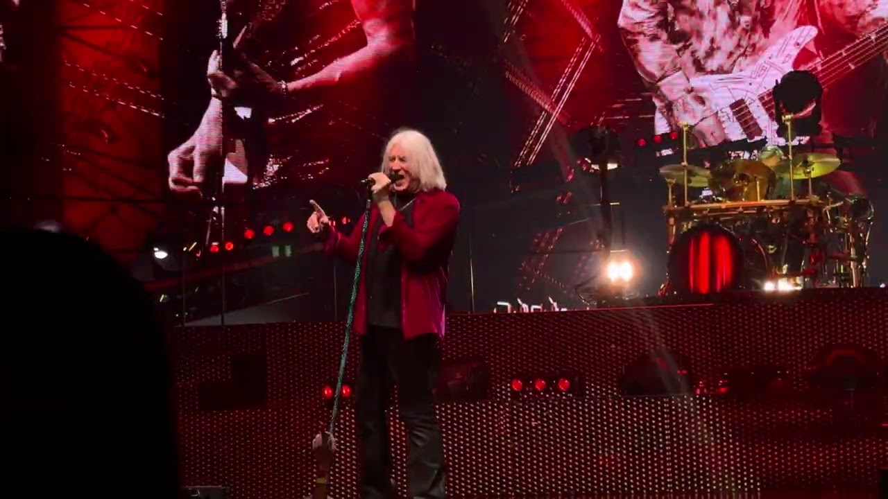 Foolin' Def Leppard at The Colosseum at Caesars