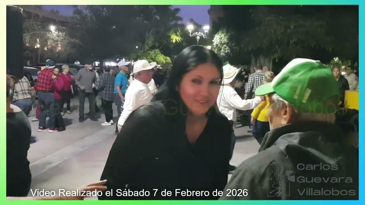 Baile en la Plaza de Armas Torre&oacute;n Coahuila M&eacute;xico (La Cumbia del Muerto) 