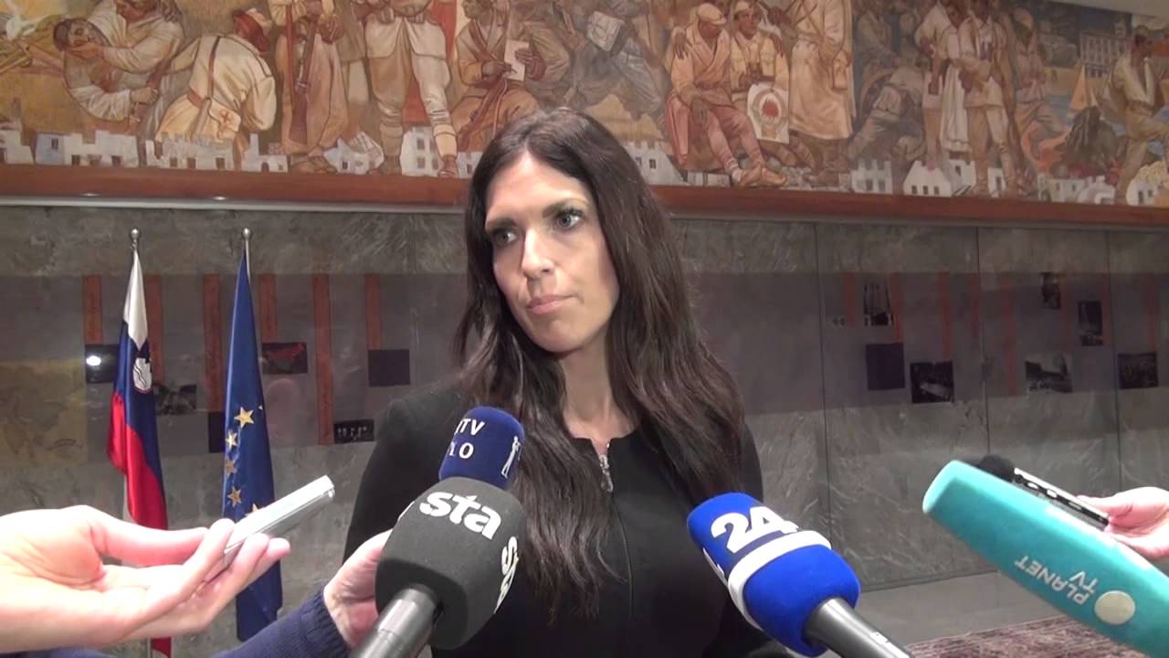 Eva Irgl o odsotnosti Gorana Klemenčiča na seji komisije