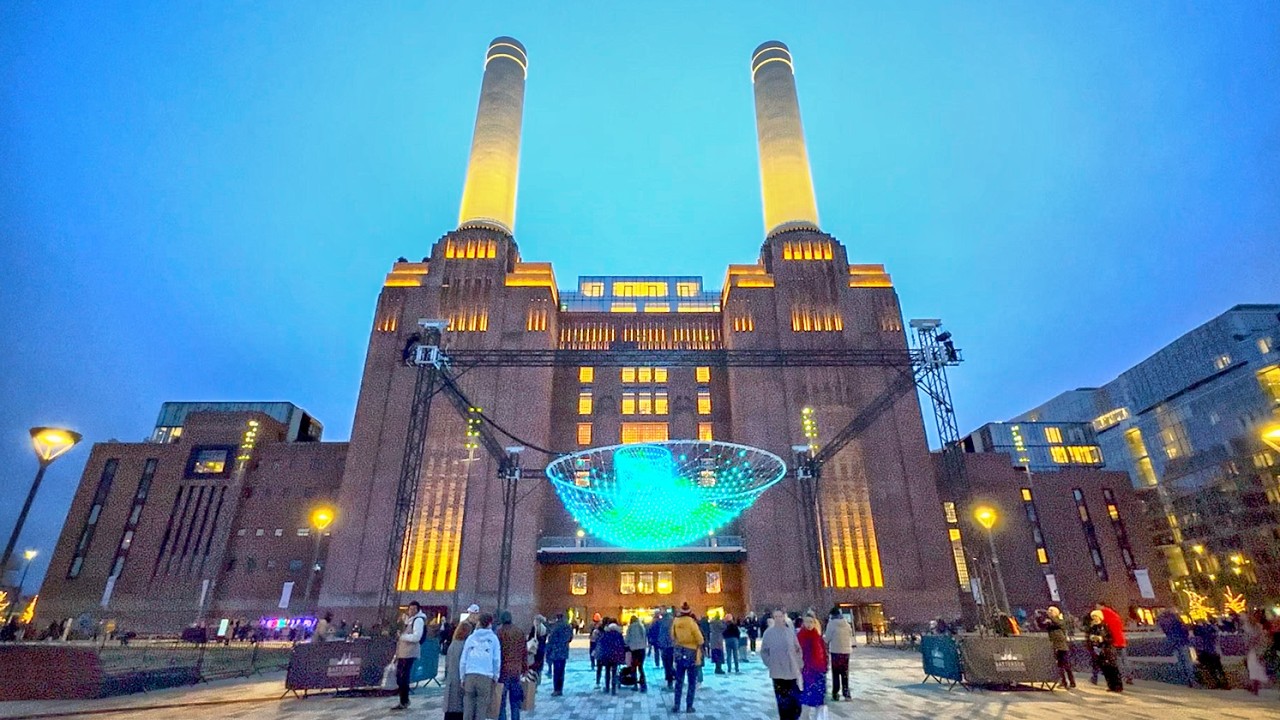 London Battersea Power Station Walk Tour: The Light Festival 2025 | 4K HDR