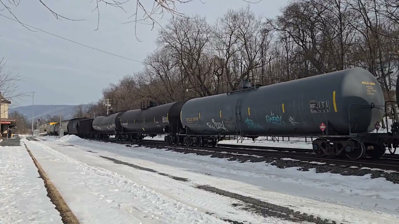 Norfolk Southern manifests and heritage units at Lewistown, PA (February 2026)