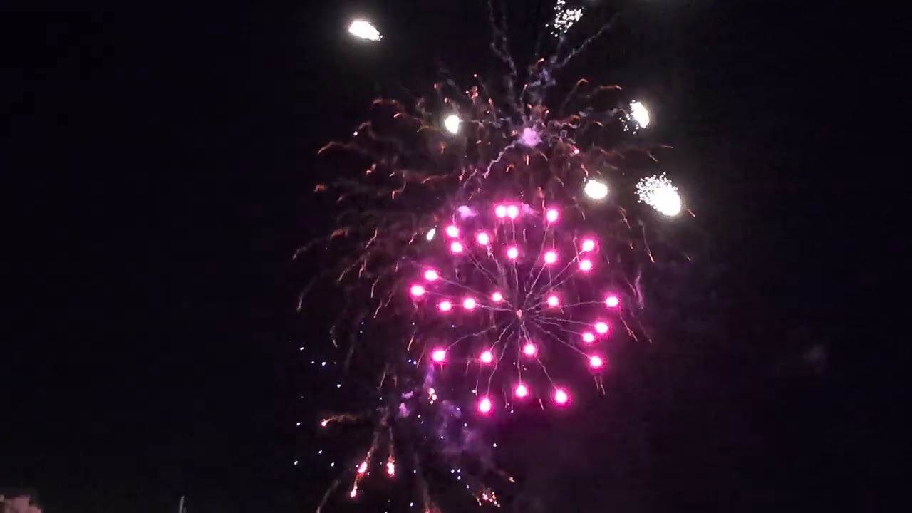 Eastbourne bonfire fireworks 2025