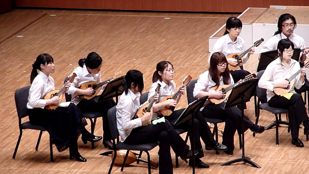 映画「魔女の宅急便」より『海の見える街』