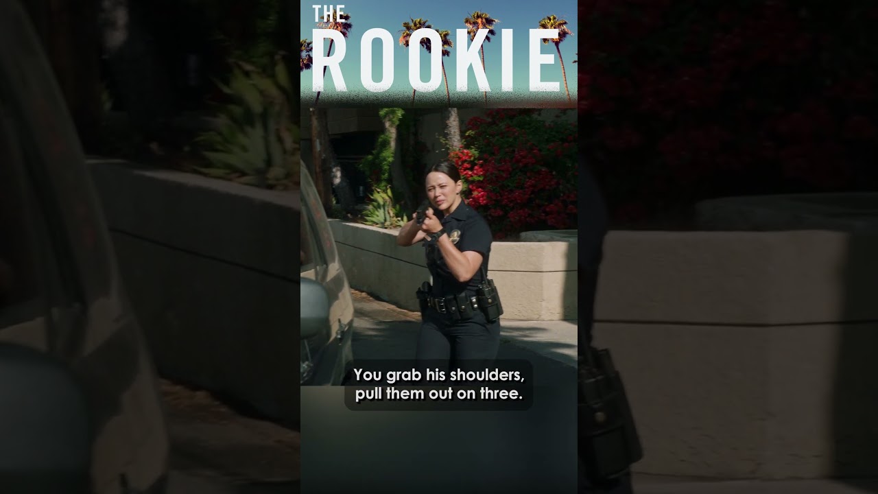 Rookie's First Crime Scene... He Immediately Ruined It | S7E1 #therookie