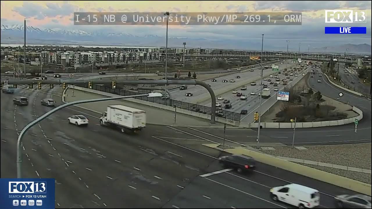 Crash on Bangerter Highway blocking lanes