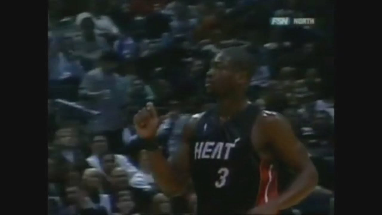 Dwyane Wade 32 Points 11 Ast 4 Stl @ Bucks, 2006-07.