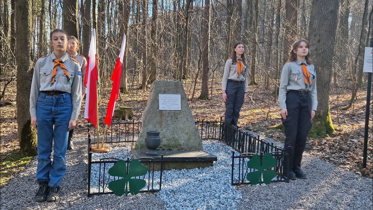 Pomnik i grób Jerzego Wisełki po remoncie.