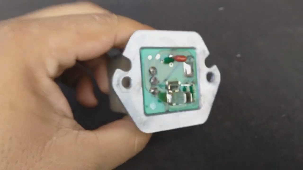 Como consertar a resistência do ventilador interno da Mitsubishi L200 Triton ar condicionado