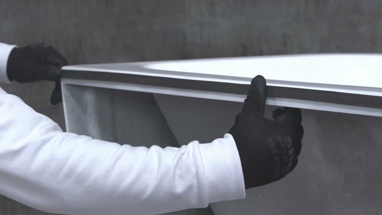 Install a back to wall freestanding bathtub (1)