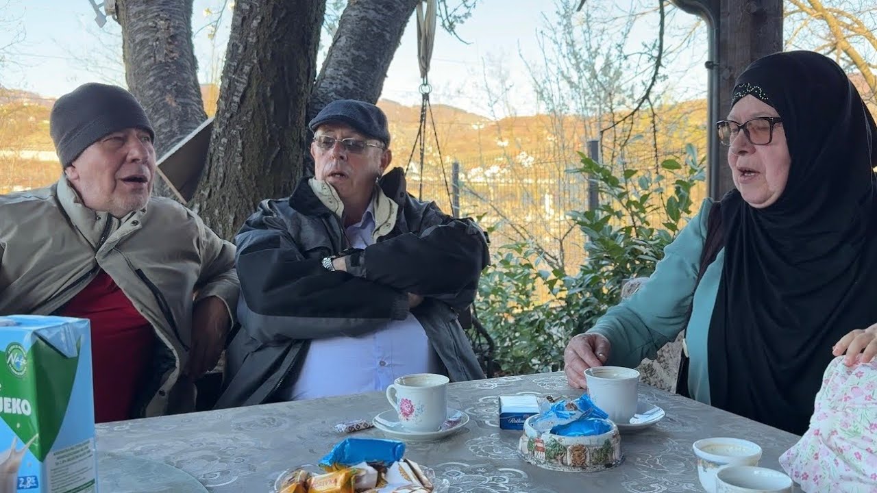 TETKA U GOSTIMA - Prije udaje nije dala da upozna nikog iz porodice 😂