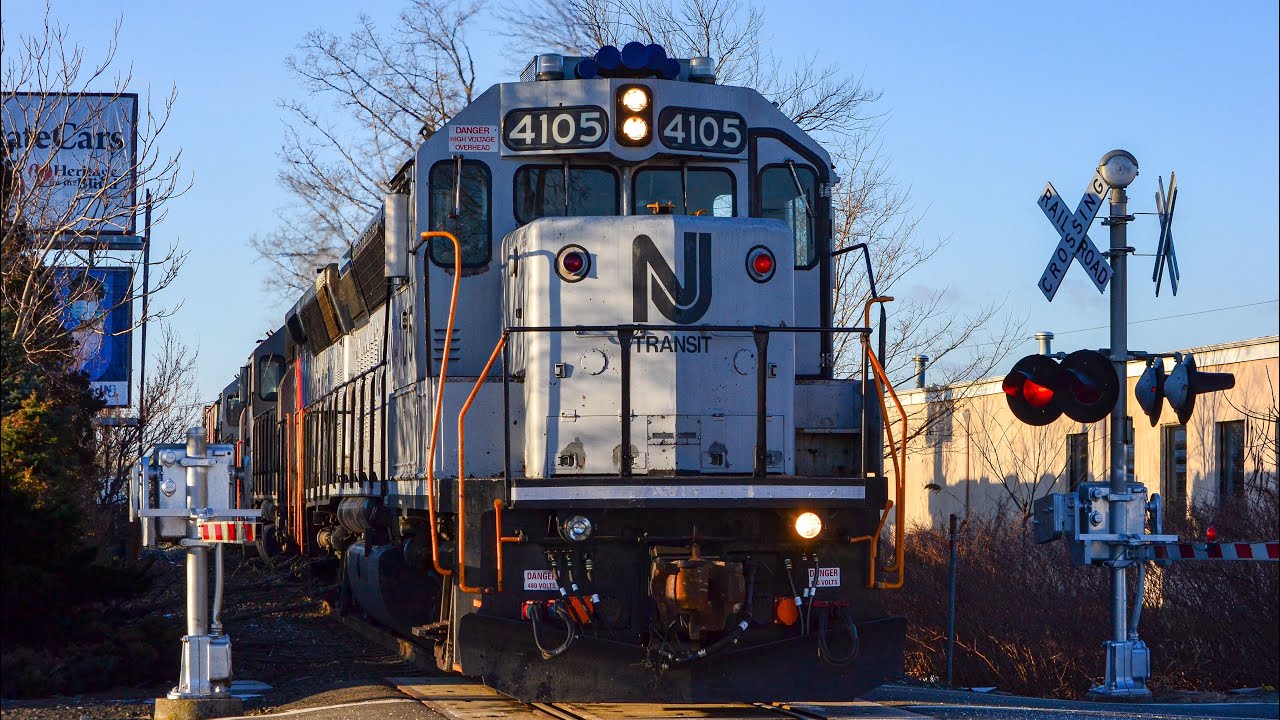 Loaded Rail Train in Hackensack Nj on the PVL Line with NJT #4105 #4112 #4200 2/5/22