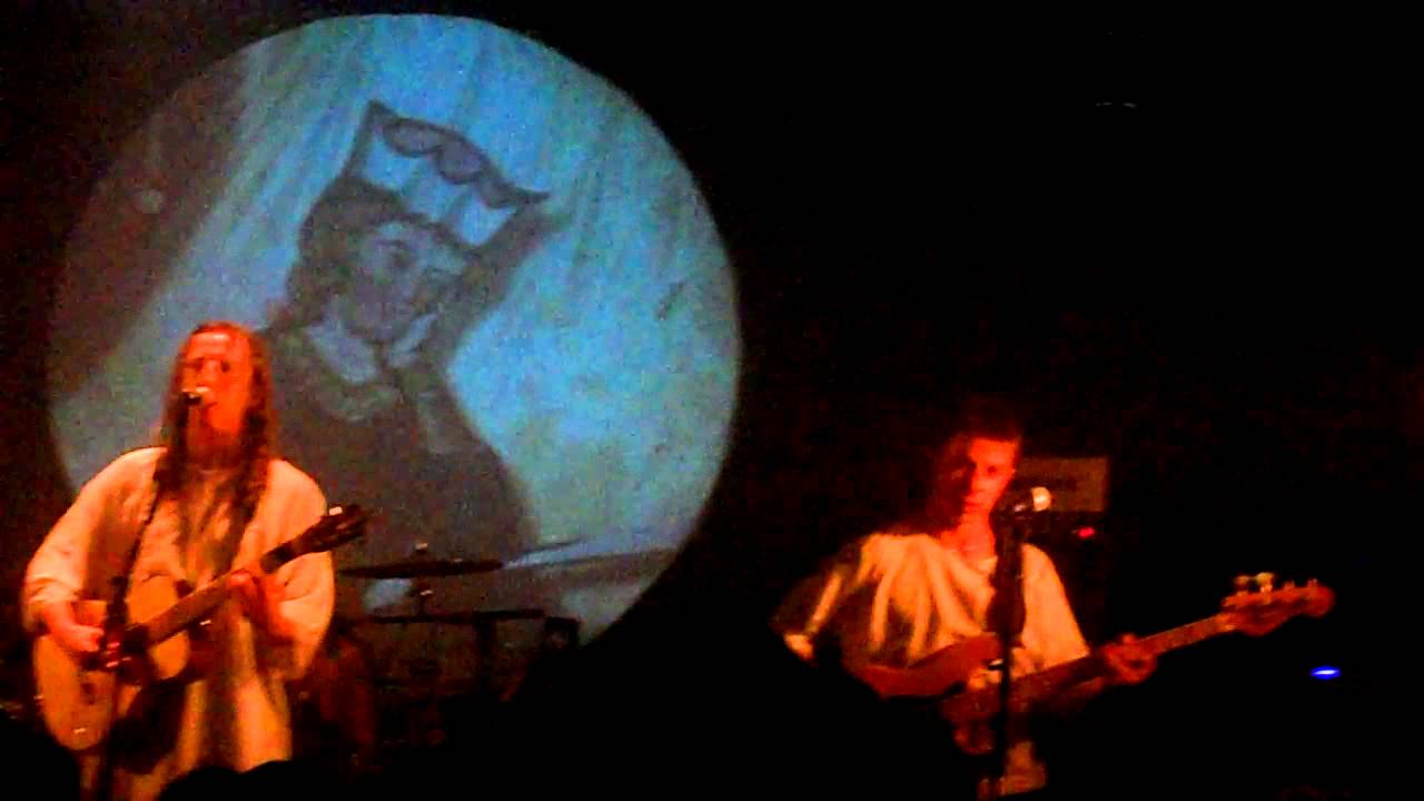Ultra vomit-la chanson médievale live (au ferrailleur)