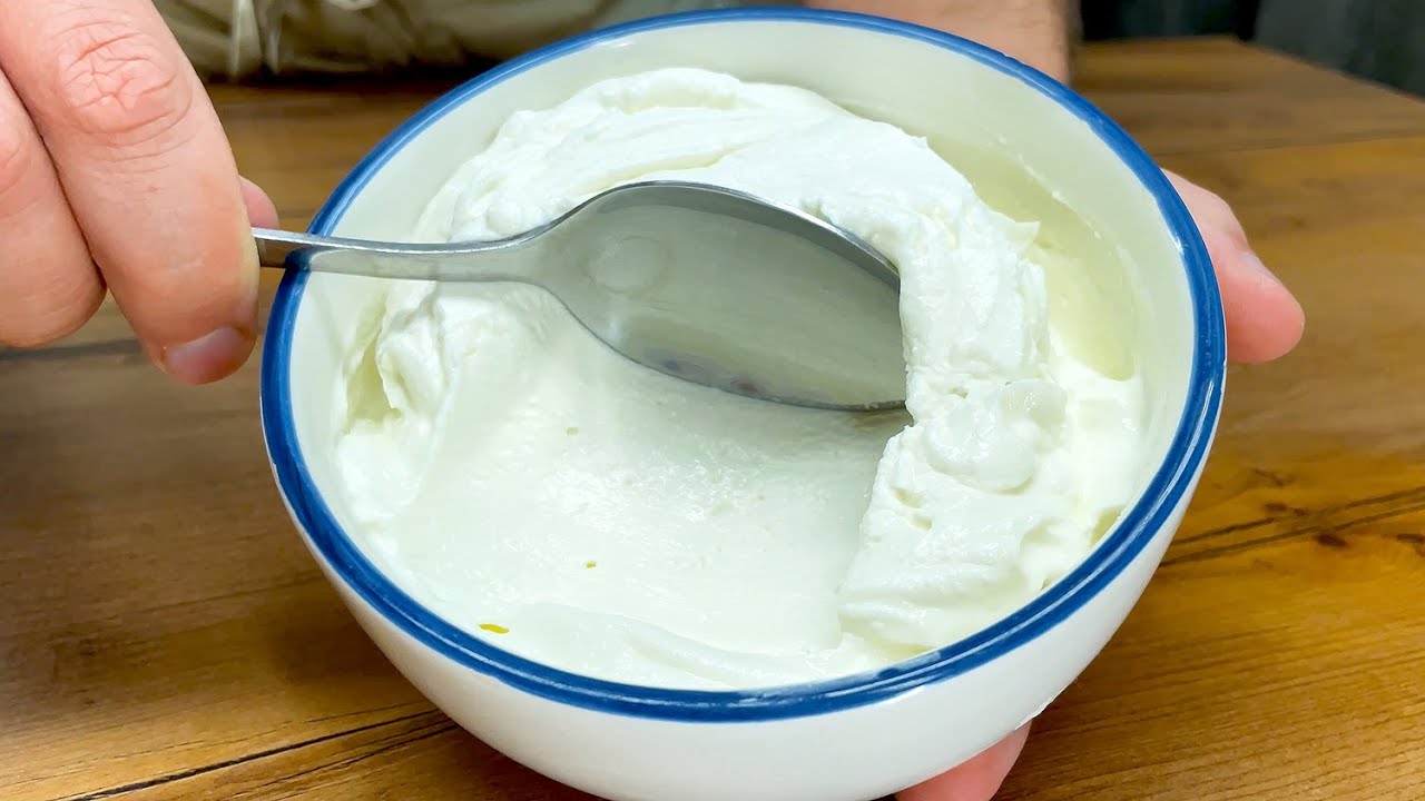 Jak zrobić Mascarpone: Mascarpone domowej roboty z TYLKO 2 składnikami!