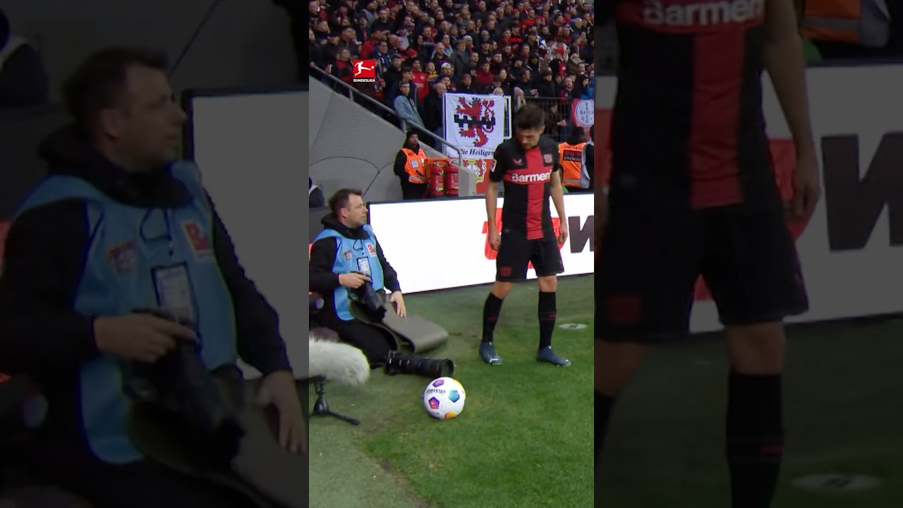 Did This Cameraman Help To Score A Goal? 😳😅