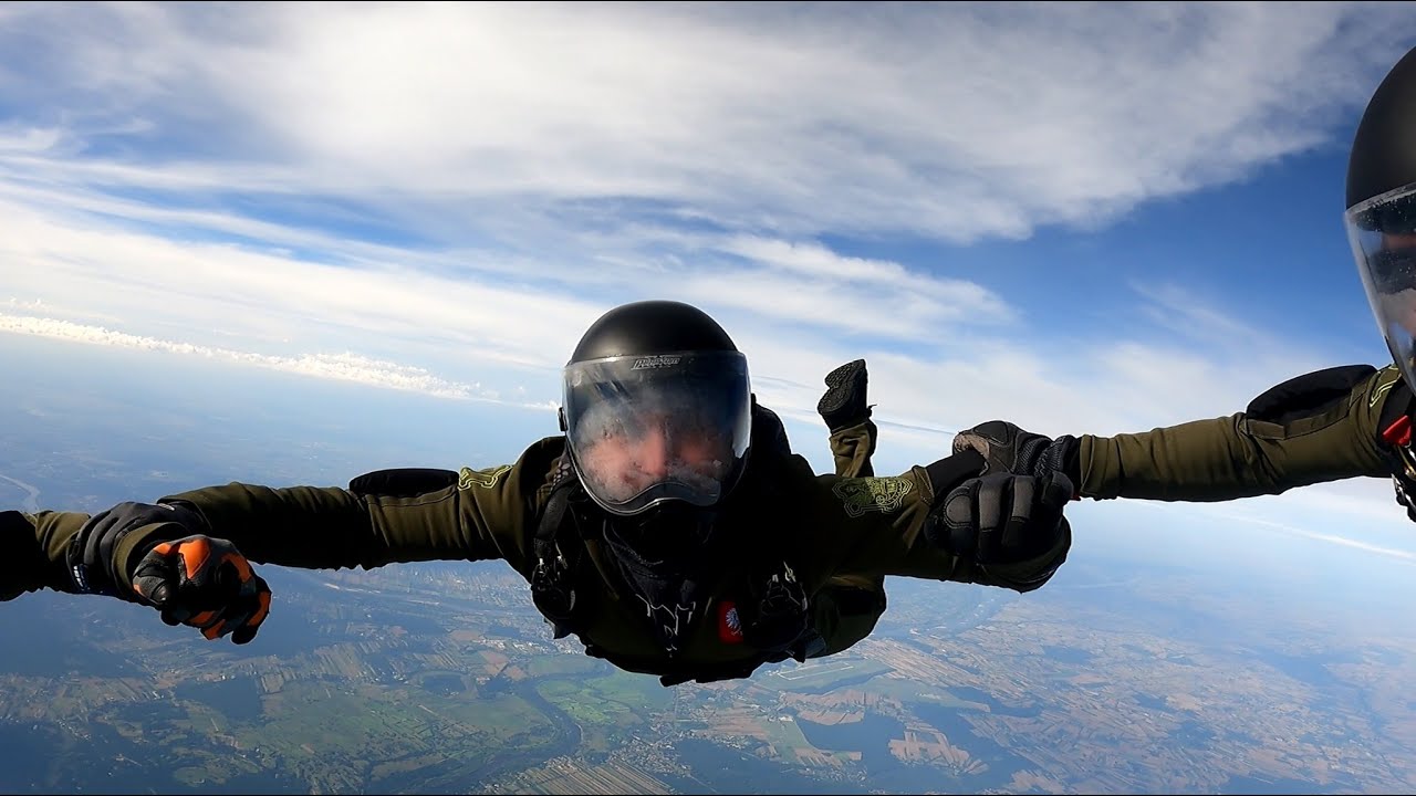 Skok HALO - 7000m