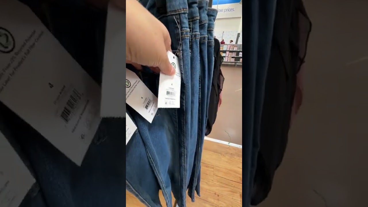 Walmart Removing Price Tags from Products!