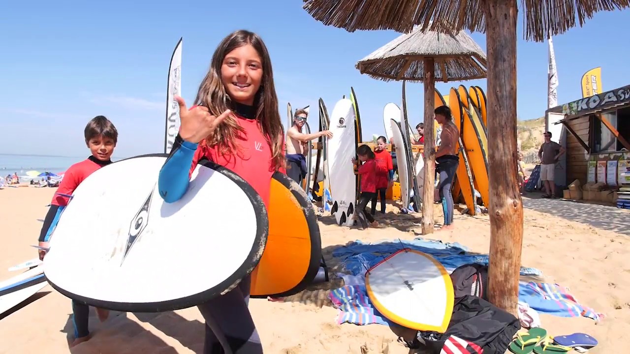 vidéo de présentation école de surf koa surf school ,la Tranche sur mer,Plage de la Terrière,
