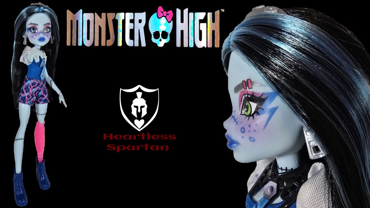 Monster High Buried Secrets Scare-mester Frankie Stein Doll Review | Toy Talk Monster High #64
