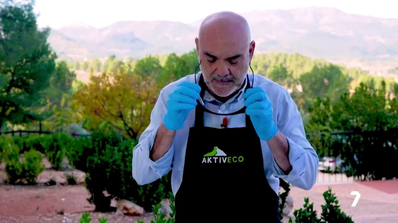 Pepe Cánovas nos enseña cómo elaborar  jabón a partir de aceite usado (parte 1) | Oro Molío (La 7)