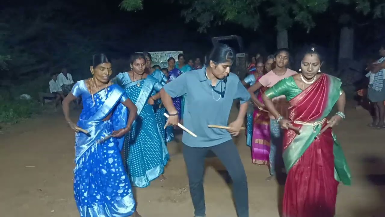 చూడరాండమ్మ వచ్చాడమ కృష్ణుడు అంటూ దమ్ము లేపుతున్న నర్సన పల్లె మహిళా బృందం 🕶️🕶️/akanksha Kolatam 💥💥💥👌👌