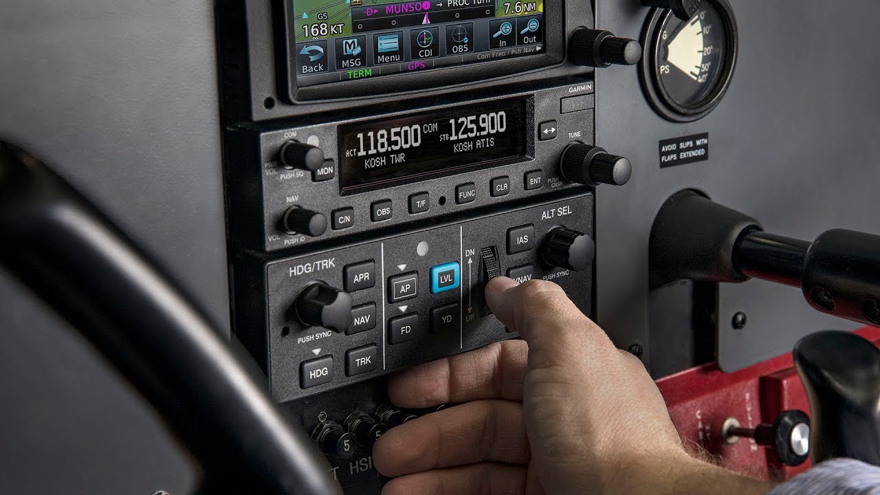 Flying the Garmin GFC 500 Autopilot