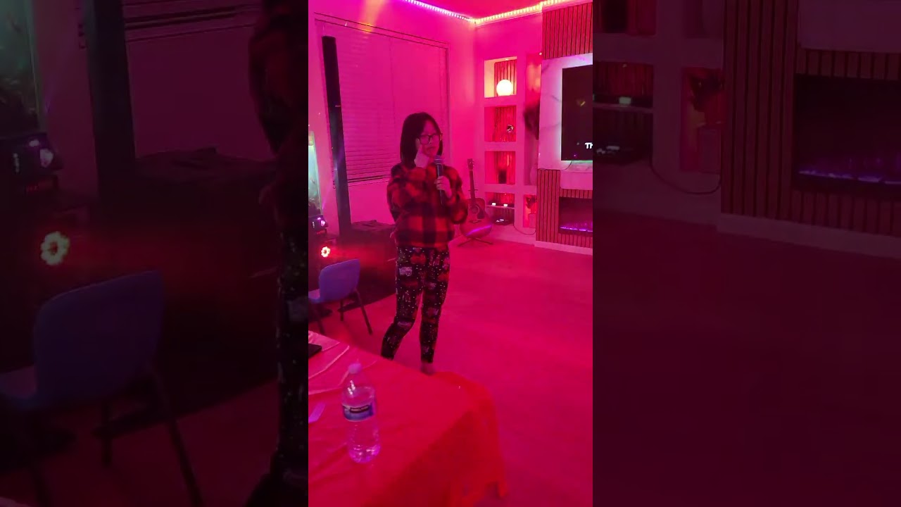 Cabinet Man karaoke